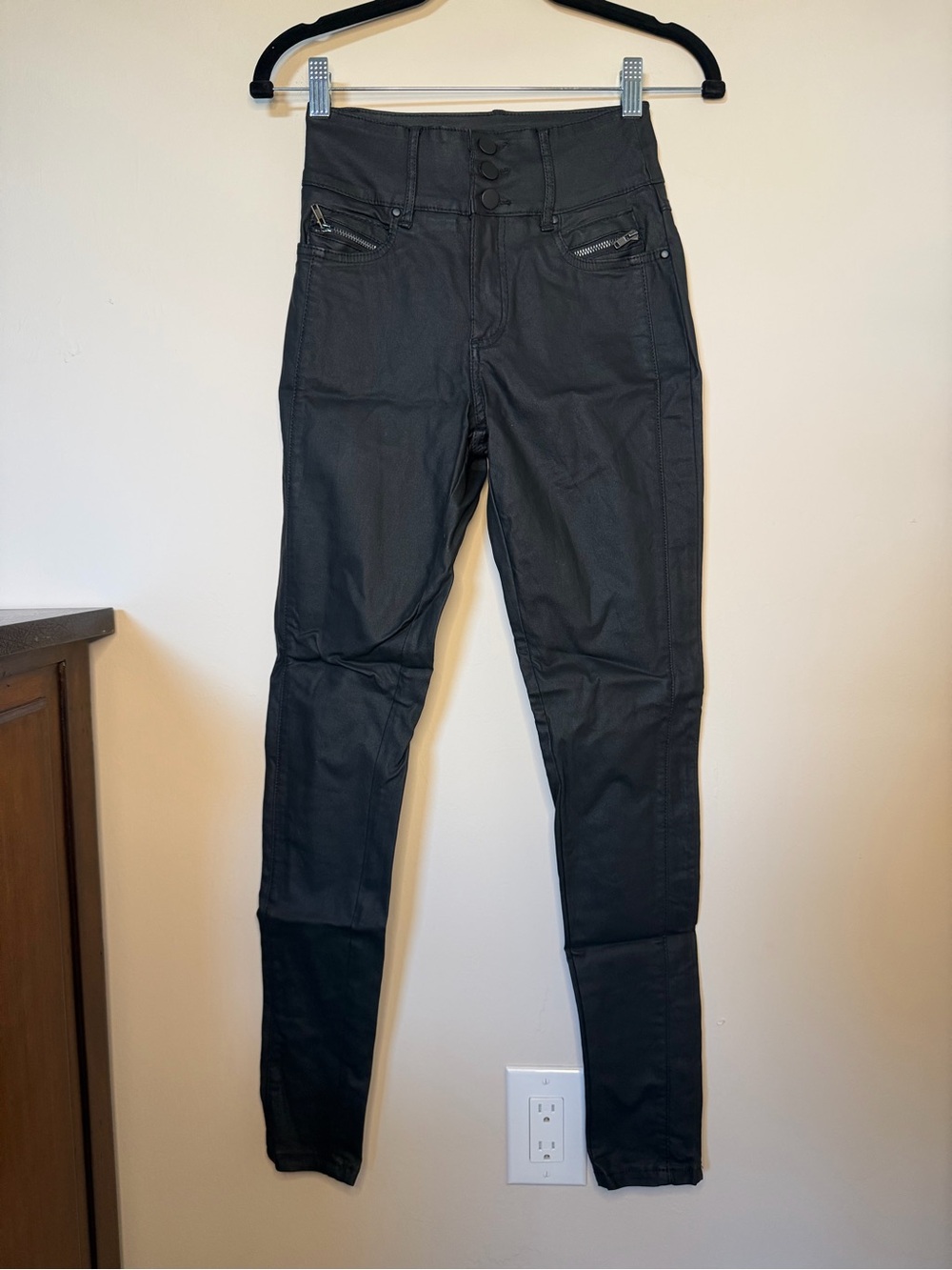 SHEIN Black High-Waist Skinny Pants with Button Front